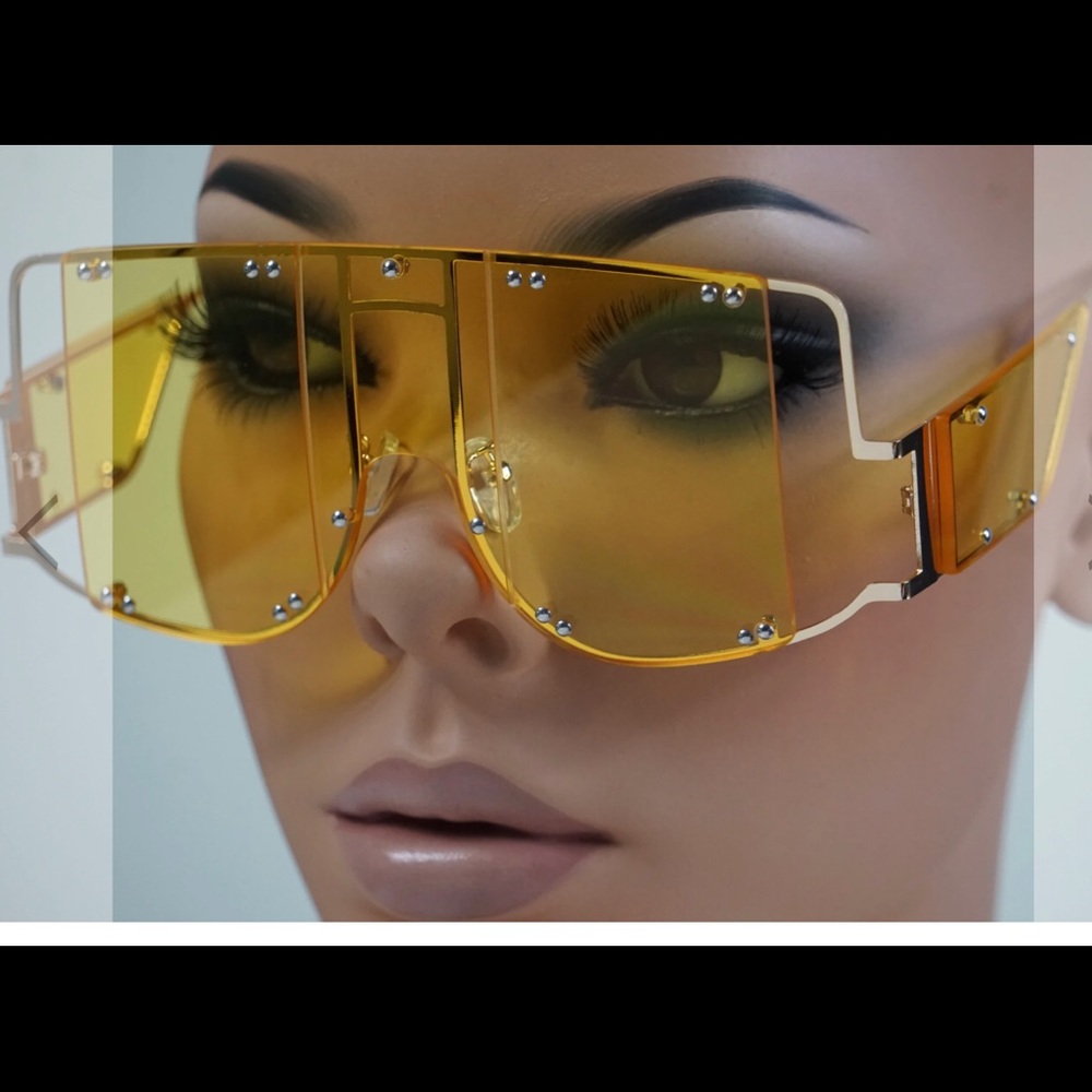 NWT- Yellow sunglasses